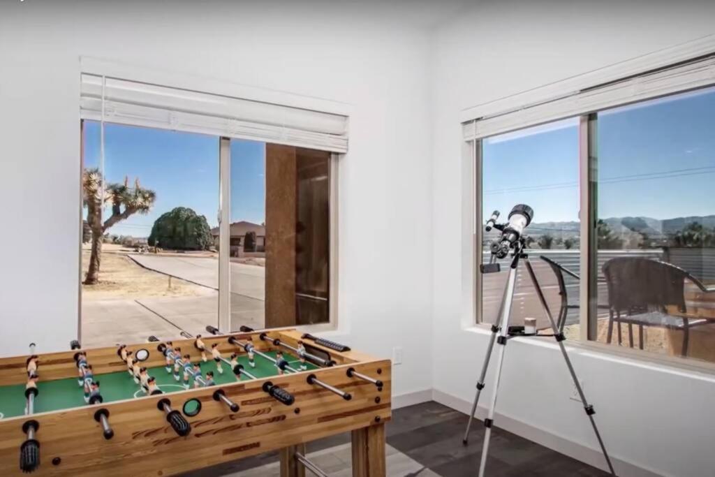 Three Tree Villa W/ Ev Charging Yucca Valley Exterior foto
